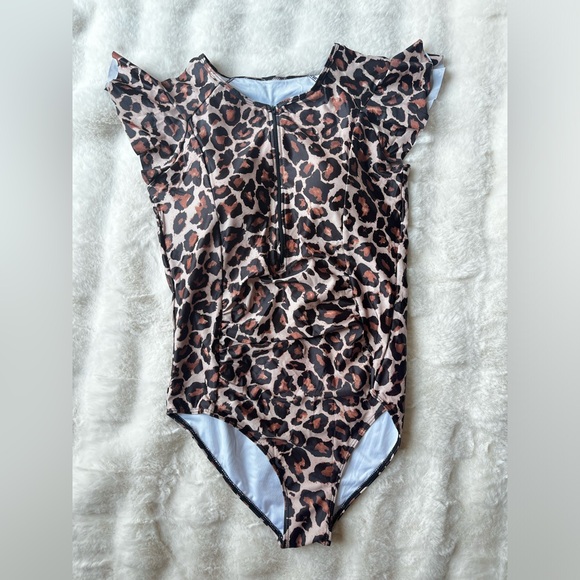 NWOT Flutter Sleeve Zipper Swimsuit - Picture 2 of 4